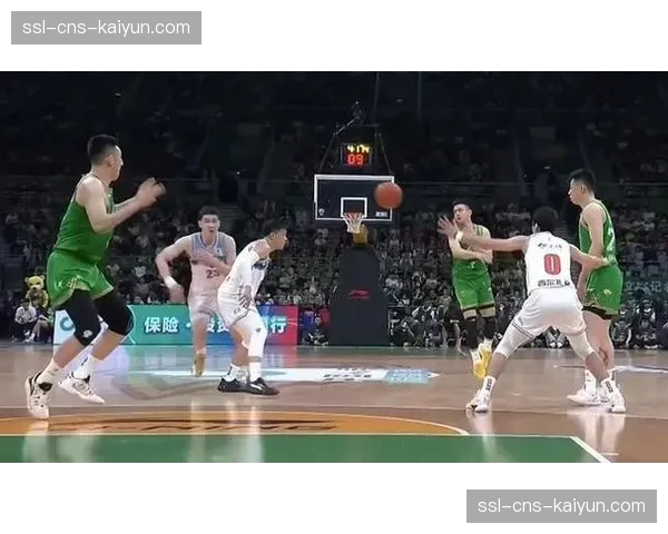 CBA总决赛G1：辽宁男篮主场力克新疆，赵继伟砍下30分15助攻
